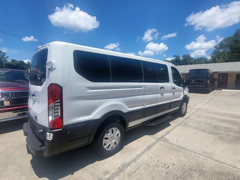 Used 2016 Ford Transit 350 XLT RWD image 13