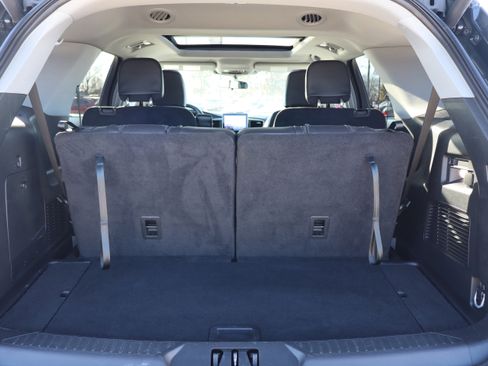 Used 2023 Ford Explorer XLT w/ Equipment Group 202A image 31