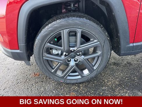 New 2026 Jeep Compass Latitude image 16