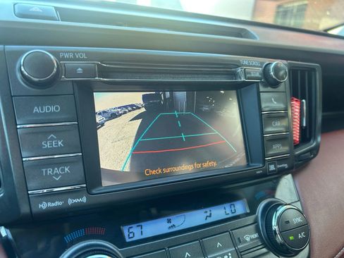 Used 2013 Toyota RAV4 Limited image 23