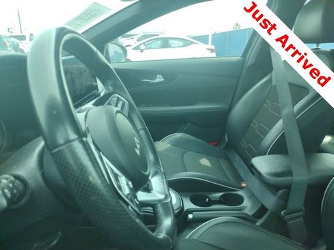 Used 2023 Kia Forte GT-Line image 5