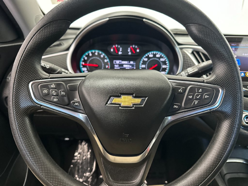 Used 2025 Chevrolet Malibu LT FWD image 21