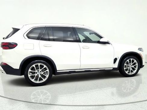 Used 2024 BMW X5 sDrive40i w/ Premium Package RWD image 9