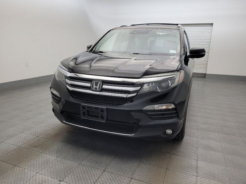 Used 2018 Honda Pilot Touring image 15