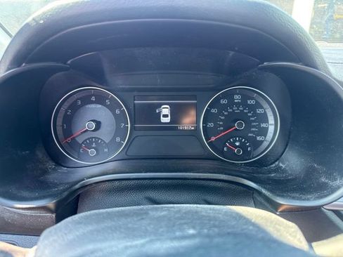 Used 2022 Kia Forte LXS FWD image 22