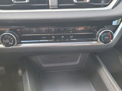 New 2026 Chevrolet Equinox LT image 22