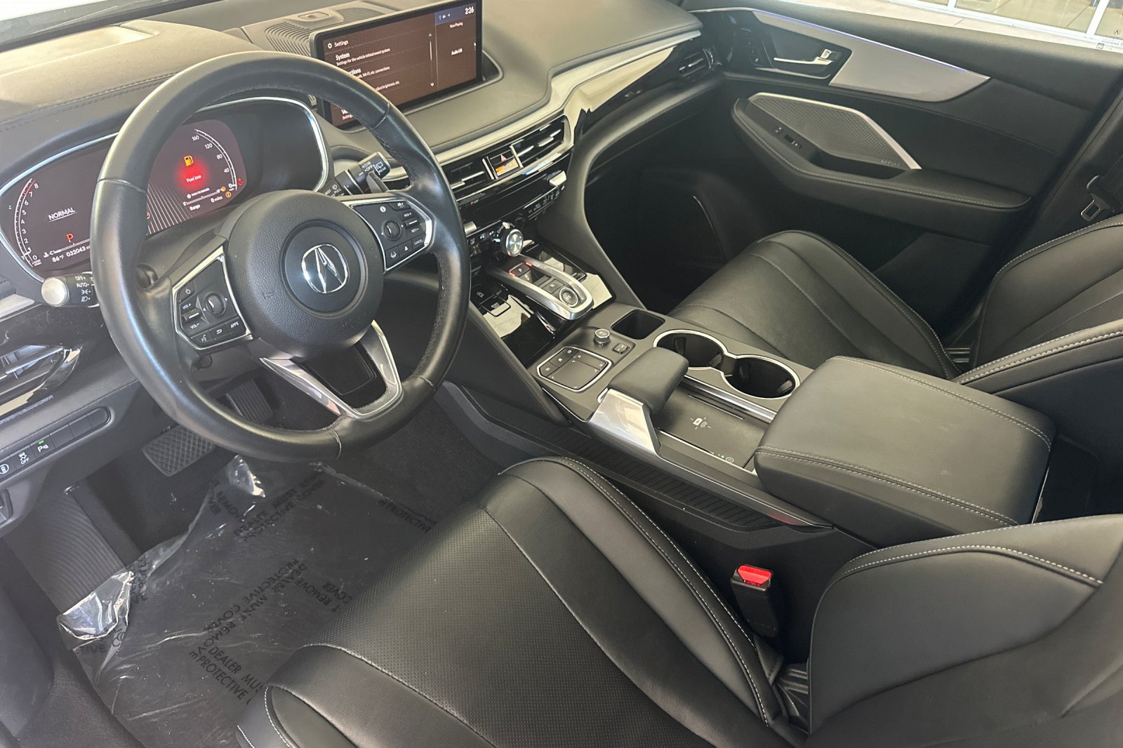 Used 2024 Acura MDX w/ Technology Package FWD image 11