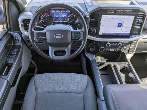 Certified 2022 Ford F150 XLT w/ Equipment Group 302A High image 16