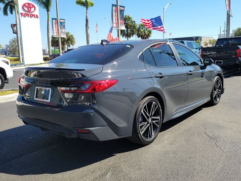 Used 2025 Toyota Camry XSE image 12