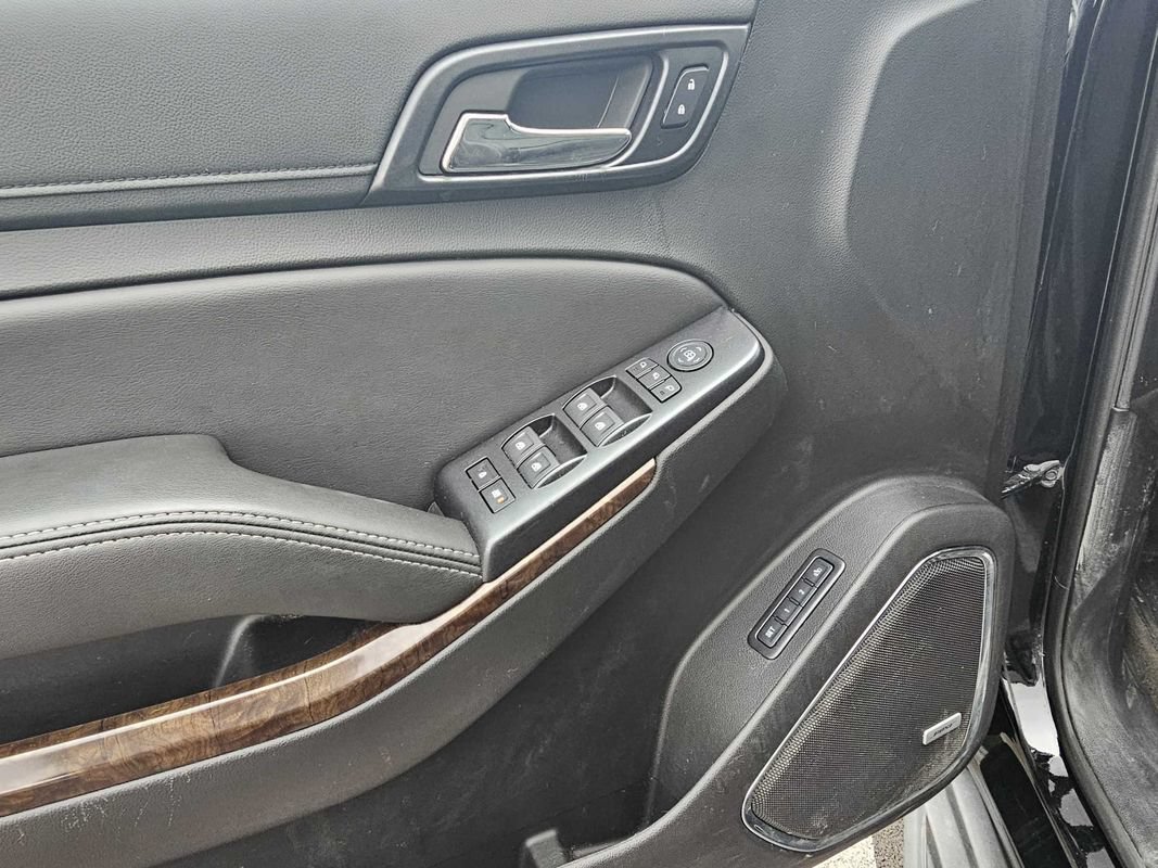 Used 2018 Chevrolet Suburban LT AWD/4WD image 21
