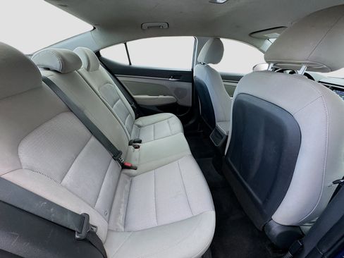 Used 2018 Hyundai Elantra SEL image 17