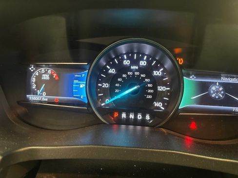 Used 2016 Ford Explorer XLT w/ Equipment Group 202A AWD/4WD image 4