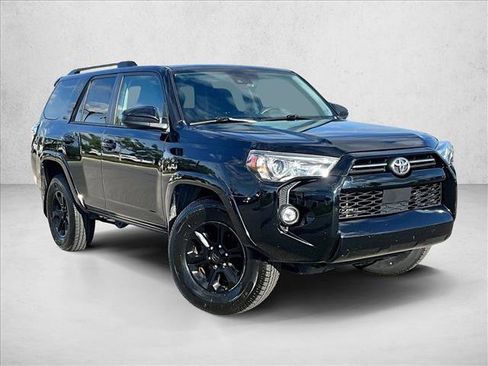 Used 2021 Toyota 4Runner SR5 image 12