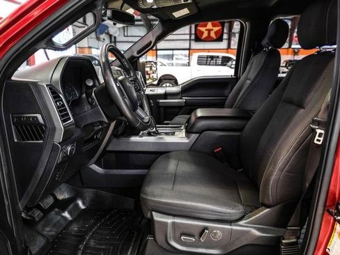 Used 2016 Ford F150 XLT w/ Equipment Group 302A Luxury image 5