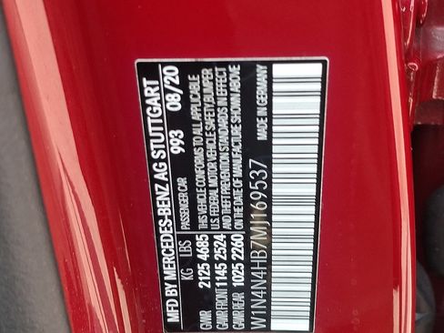 Used 2021 Mercedes-Benz GLA 250 4MATIC image 27