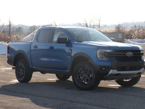 New 2025 Ford Ranger XLT w/ FX4 Off-Road Package image 2