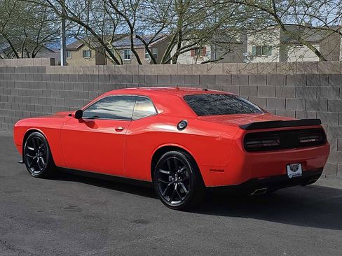 Used 2022 Dodge Challenger GT w/ Blacktop Package image 7