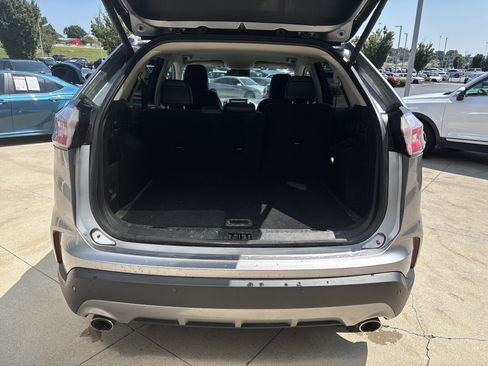 Used 2024 Ford Edge Titanium AWD/4WD image 22