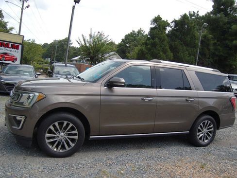 Used 2018 Ford Expedition Max Limited AWD/4WD image 21