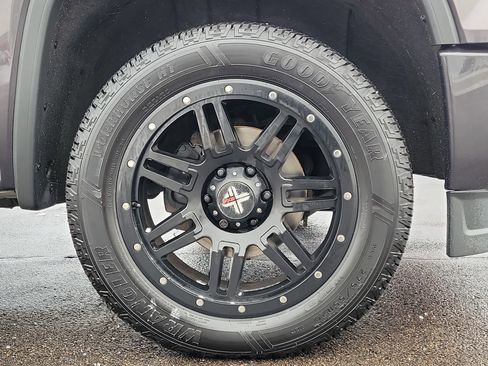 Used 2015 GMC Sierra 1500 Denali w/ Driver Alert Package image 5