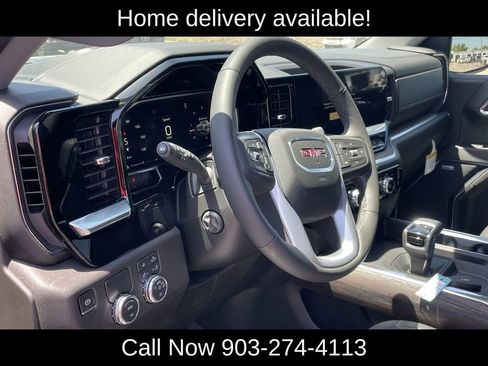 New 2026 GMC Sierra 1500 SLT image 17