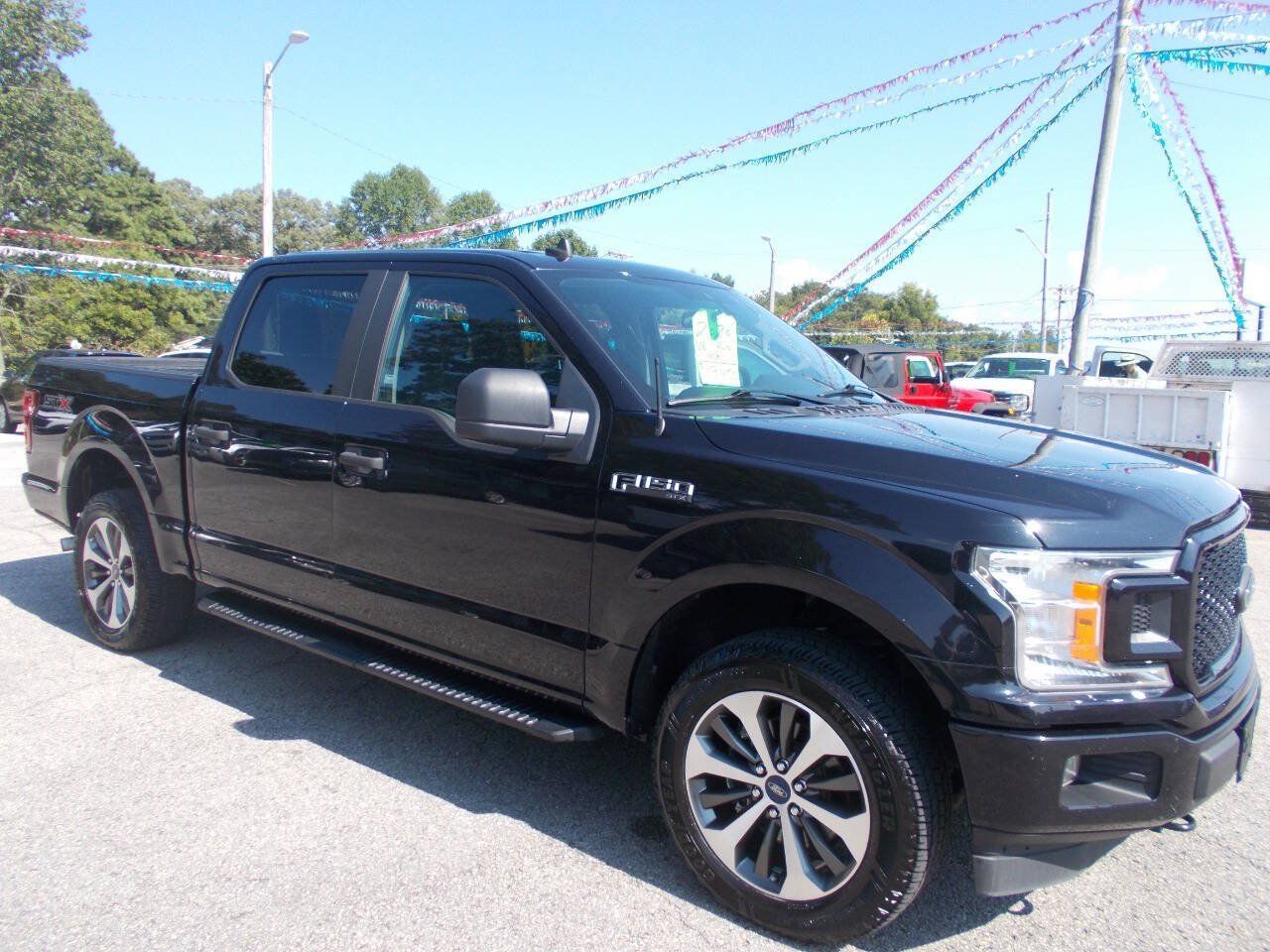 Used 2020 Ford F150 XL w/ Equipment Group 101A Mid AWD/4WD image 19