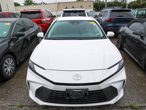 Certified 2025 Toyota Camry LE w/ Convenience Package FWD image 5