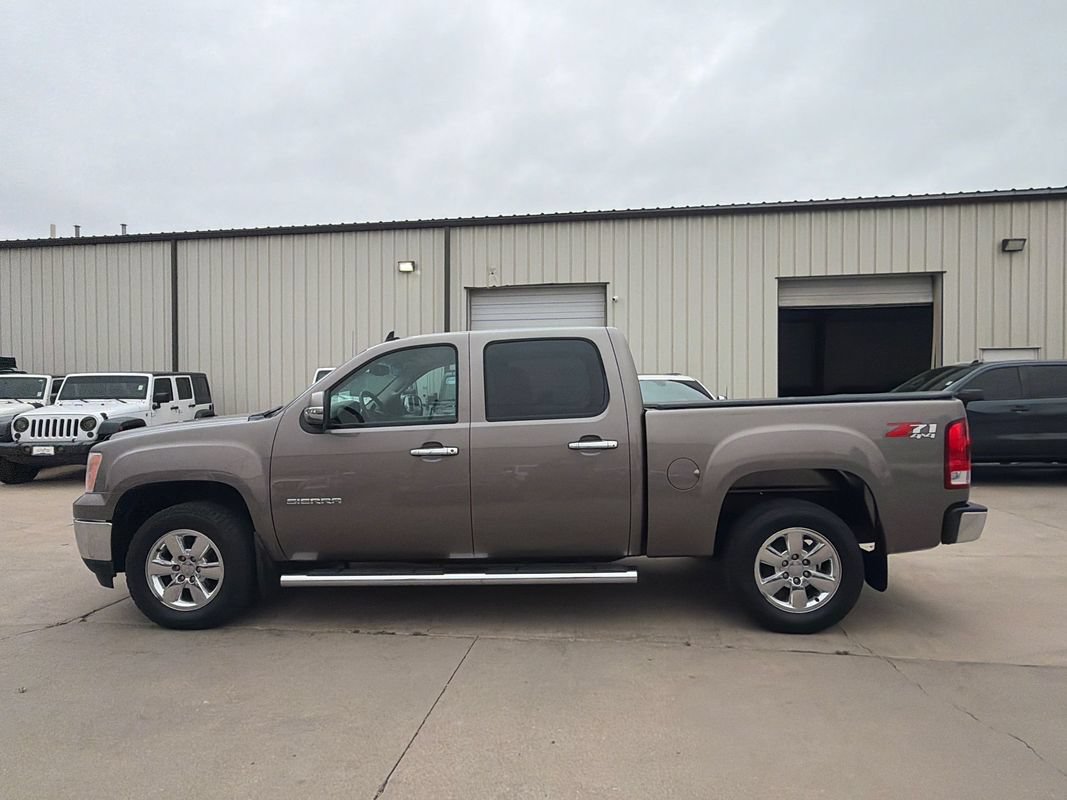 Used 2012 GMC Sierra 1500 SLT w/ Suspension Package, Off-Road AWD/4WD image 8