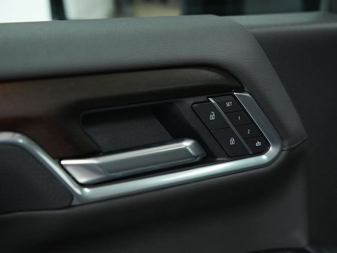 New 2026 GMC Sierra 2500 Denali w/ Denali Reserve Package image 25