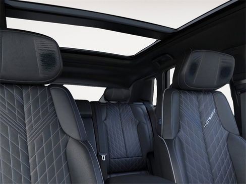 New 2026 Cadillac Lyriq V image 24