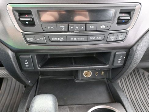 Used 2017 Honda Pilot EX-L image 24