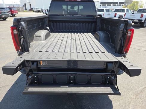 New 2026 GMC Sierra 2500 Denali w/ Denali Reserve Package AWD/4WD image 29