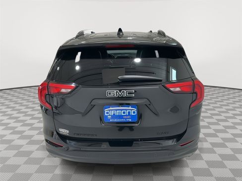Used 2021 GMC Terrain SLT w/ Infotainment Package II image 4