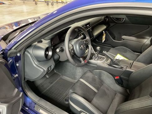 New 2026 Toyota GR86 Premium image 9