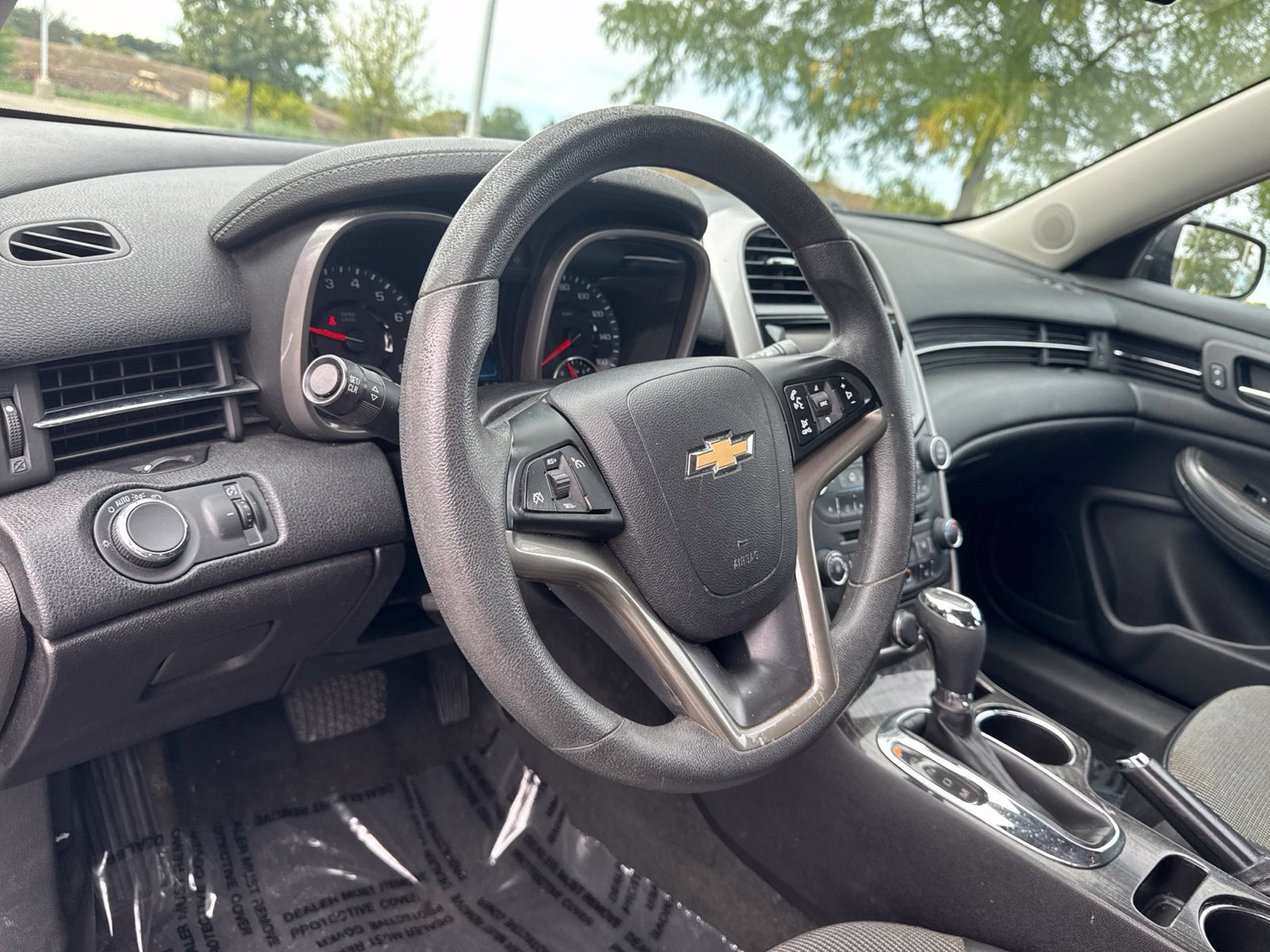 Used 2015 Chevrolet Malibu LT w/ Power Convenience Package FWD image 16