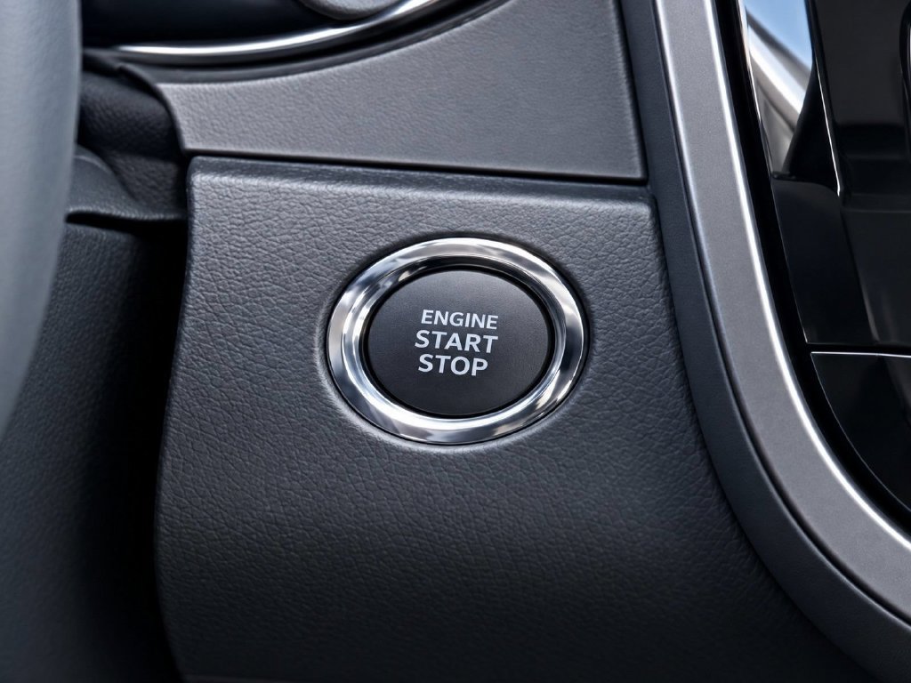 Used 2021 Toyota Camry SE w/ Convenience Package FWD image 16