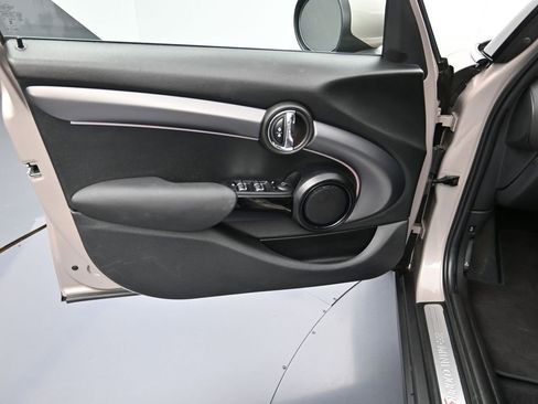 Used 2024 MINI Cooper S image 10