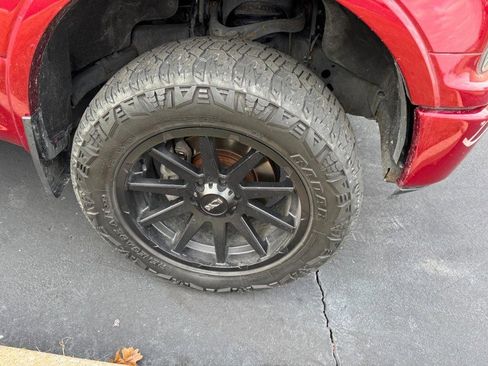 Used 2018 Ford F150 XLT w/ Equipment Group 302A Luxury image 5