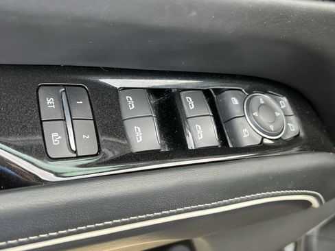 Used 2021 Cadillac Escalade ESV Sport Platinum w/ Heavy-Duty Trailer Package image 15