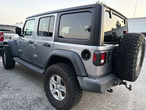 Used 2018 Jeep Wrangler Unlimited Sport S AWD/4WD image 6