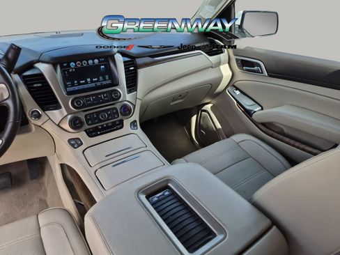 Used 2019 GMC Yukon XL Denali w/ Denali Ultimate Package RWD image 11
