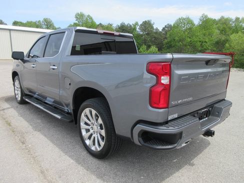 Used 2022 Chevrolet Silverado 1500 High Country AWD/4WD image 4
