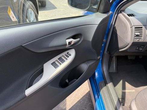 Used 2010 Toyota Corolla S image 14