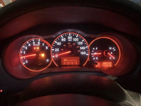 Used 2009 Nissan Altima 2.5 S w/ Premium Pkg FWD image 4