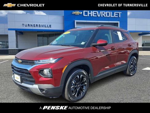 Certified 2023 Chevrolet TrailBlazer LT w/ Convenience Package AWD/4WD image 1