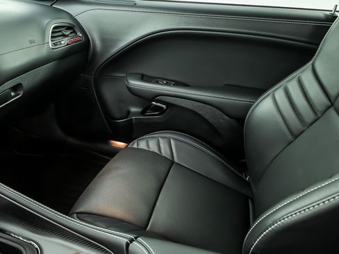Used 2023 Dodge Challenger SRT Hellcat RWD image 31