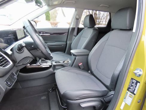 Used 2024 Kia Seltos X-Line image 13