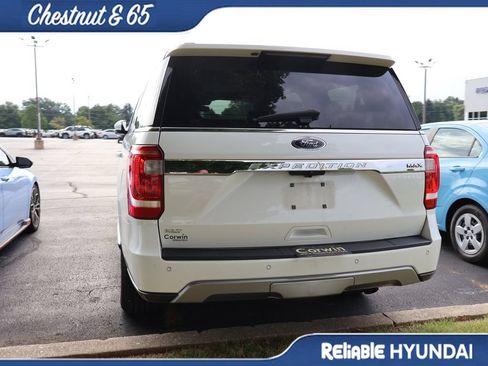 Used 2020 Ford Expedition Max XLT w/ Equipment Group 202A AWD/4WD image 17