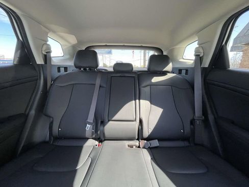 Used 2025 Kia Sportage EX image 31