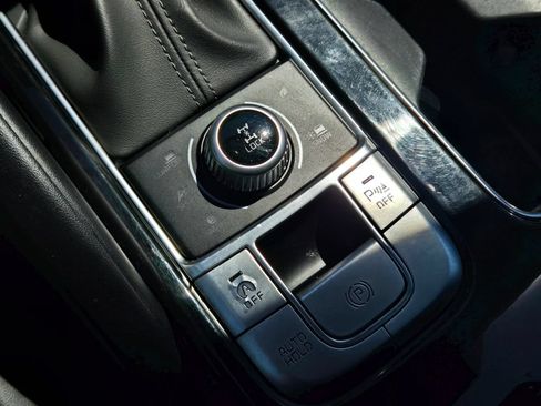 Used 2020 Kia Telluride S w/ S 8 Passenger Seating Package AWD/4WD image 31